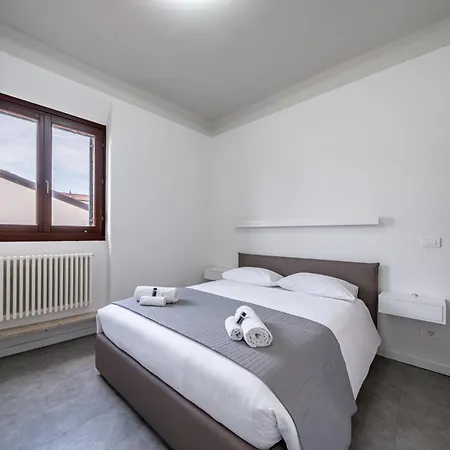 Casa Matilde In Duomo - Eleganza Nel Cuore Di Appartement *